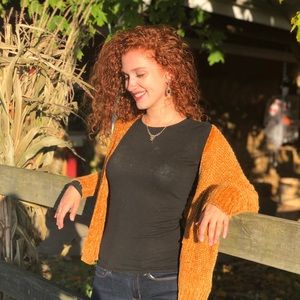 Meet your Posher, Kelly
